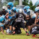 Angels Alex Sojo with a QB sneak into the end zone. (Photo by Michael Blas)