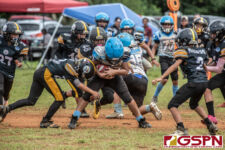 The Hals Angels and The Tamuning Steelers Metgots battle for the championship spot on Oct. 27, 2019. (photo by Bout It Productions)