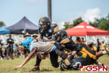 The Hals Angels and The Tamuning Steelers Metgots battle for the championship spot on Oct. 27, 2019. (photo by Bout It Productions)