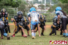 The Hals Angels and The Tamuning Steelers Metgots battle for the championship spot on Oct. 27, 2019. (photo by Bout It Productions)