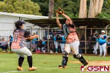 Peaches Juliana Nelson makes the catch for an out. (Photo by Michael Blas)