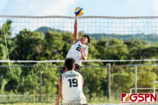 THS Titans Gerald Malana and Tyrone Buekis defeated fellow Titans Noel Ericsson and Aedan Santos for a spot in the championship match. (Photo by Michael Blas)