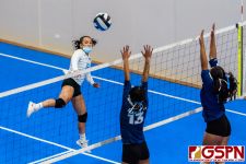 ND Royal Seniayath Bell spikes over the Panther front wall. (Photo by Michael Blas)