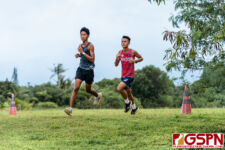 SSHS Shark Teo Galvez and OHS Bulldog Jadrian Juico make their move towards the gates. (Photo by Michael Blas)