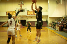 The FD Friars defeated the JFK Islanders to advance to the ISA Boys Basketball Finals Wednesday evening. (photo by Raine Delos Reyes)