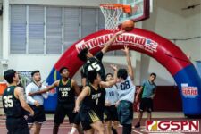 Tiyan Titan Laurence Decano gets a touch on ND Royal Shawn Lamparelo's shot. (Photo by Michael Blas)