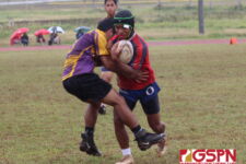The GW Geckos and Okkodo Bulldogs battled in the rainy Saturday morning. (photo by Robert Balajadia)