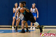 Southern Dolphin Erin Quintanilla runs the play early in the second quarter. (Photo by Michael Blas)
