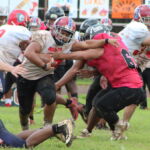 The Southern defense was stout all game, keeping the Bulldogs out of the end zone. (photo by Robert Balajadia)