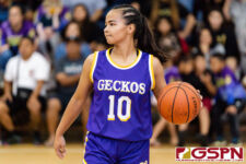 GW Gecko Aubri Chargualaf gets set to run a play in the fourth quarter of the game. (Photo by Michael Blas)