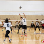 Okkodo Bulldog Kevin Factor sets up for his teammates against the Tiyan Titans. Photo by Bout It Productions.